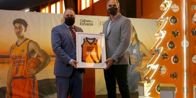 Movistar renueva como partner tecnolgico del Valencia Basket	