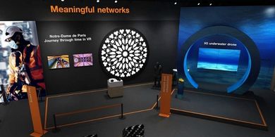 Orange en el MWC Barcelona controlar un vehculo sumergido, gracias al 5G