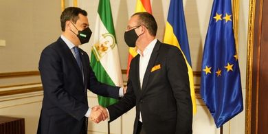 Orange reafirma su compromiso con la digitalizacin de Andaluca 	